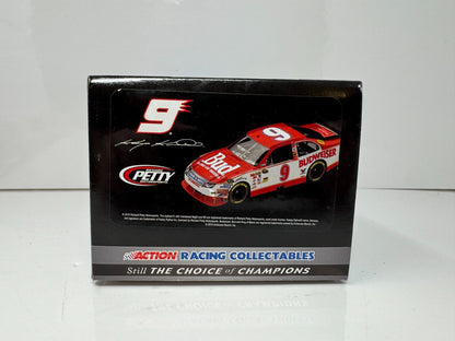 Action NASCAR Kasey Kahne #9 Budweiser Throwback 2010 Ford Fusion 1:24 Diecast
