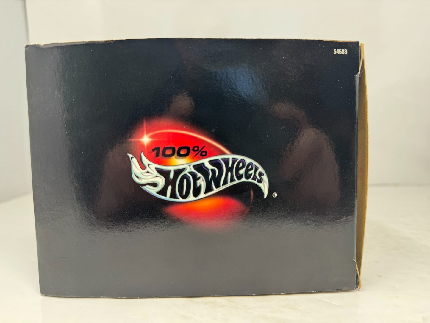 Hot Wheels 100% Chevy Corvette 1:18 Diecast