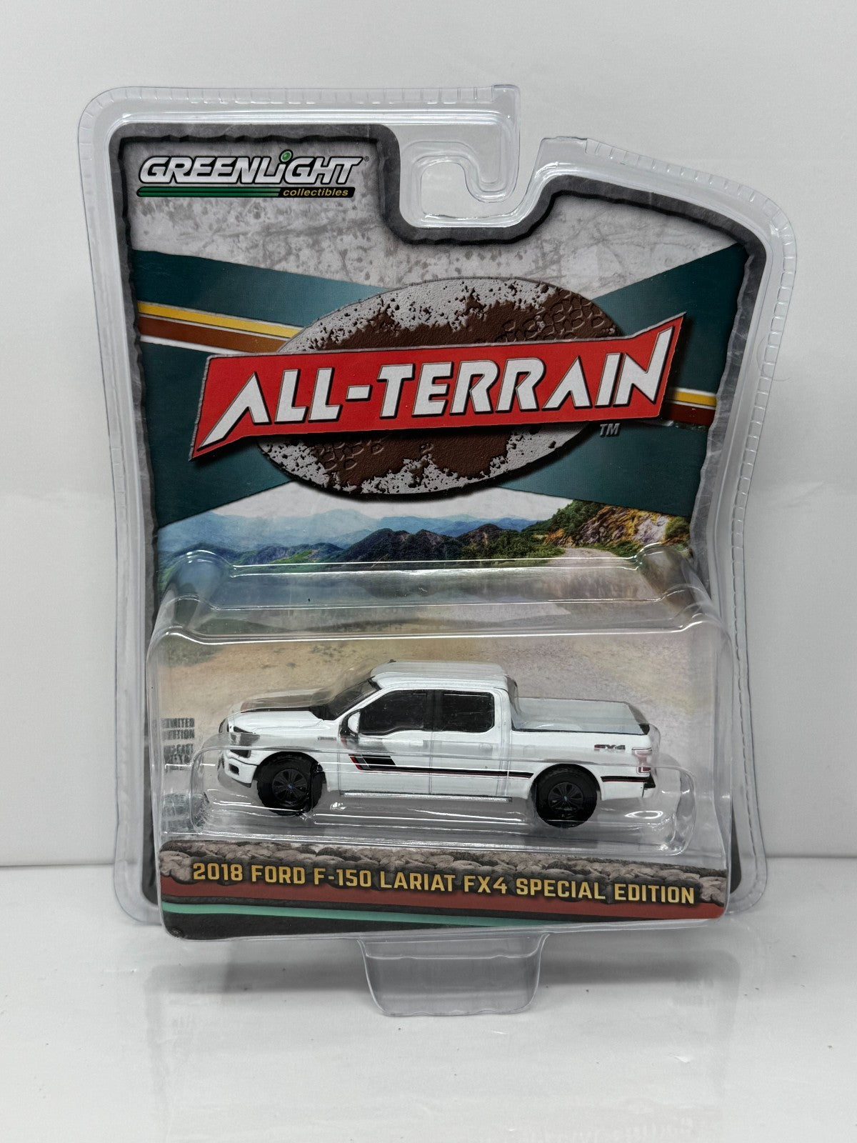 Greenlight All-Terrain 2018 Ford F-150 Lariat FX4 Special Edition 1:64 Diecast