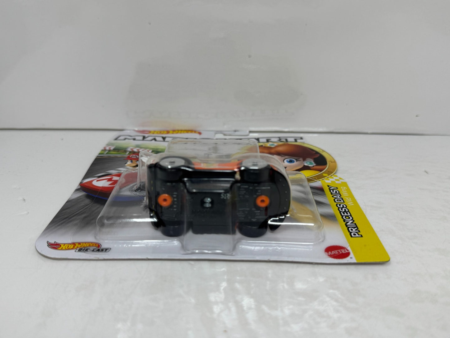 Hot Wheels Mario Kart Princess Daisy Wild Wing 1:64 Diecast