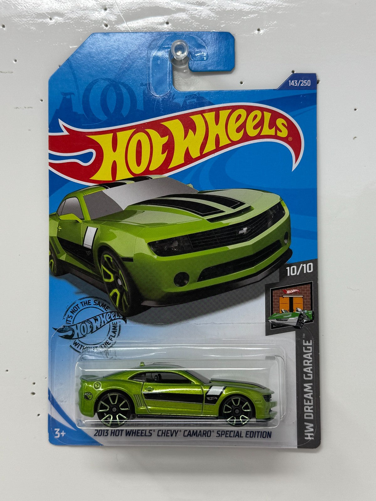 Hot Wheels Treasure Hunt 2013 Chevy Camaro Special Edition 1:64 Diecast