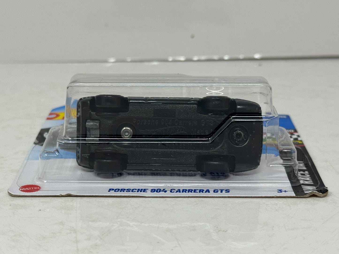 Hot Wheels Race Day Porsche 904 Carrera GTS 1:64 Diecast Short Card