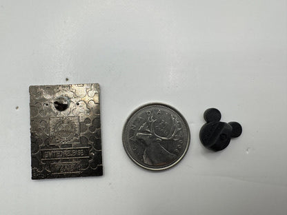 WDW Disney Black and White Snapshots Cheshire Cat Trading Pin DC1S14