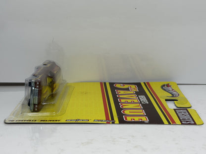 Hot Wheels Hershey's 5th Avenue 1970 Chevelle Delivery 1:64 Real Riders