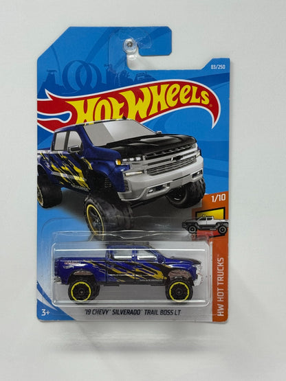 Hot Wheels HW Hot Trucks 2019 Chevy Silverado Trail Boss LT 1:64 Diecast