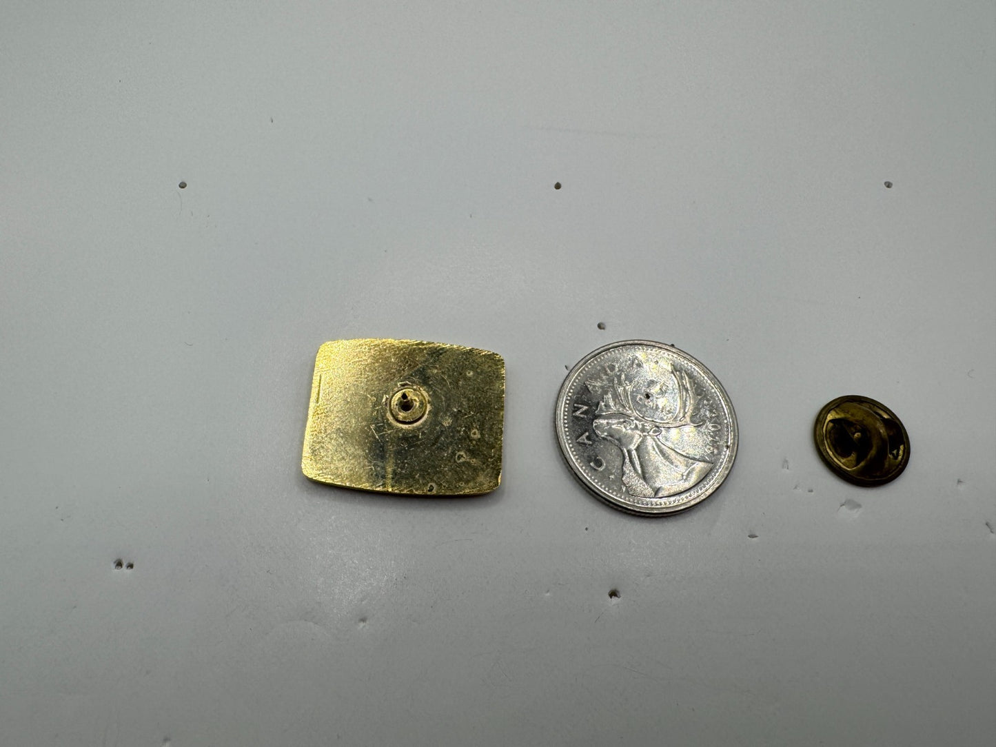 Labatt's Light Beer Lapel Pin