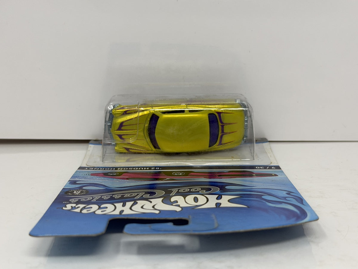 Hot Wheels Cool Classics 1952 Hudson Hornet Spectrafrost 1:64 Diecast
