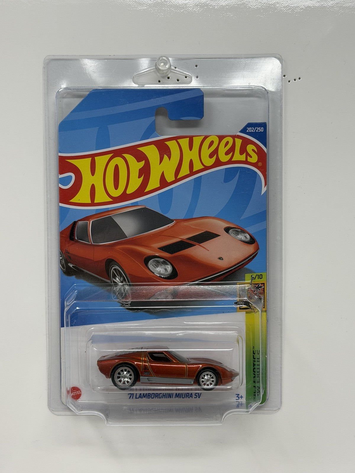 Hot Wheels Super Treasure Hunt '71 Lamborghini Miura SV Exotics 1:64 Diecast STH