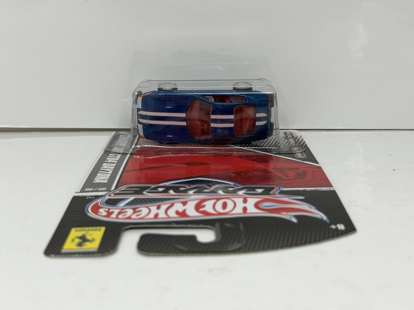 Hot Wheels Garage Ferrari 365 GTB4 Daytona 1:64 Diecast Real Riders