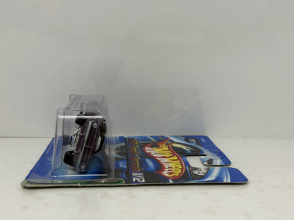 Hot Wheels Treasure Hunt 1970 Plymouth Barracuda 1:64 Diecast Real Riders