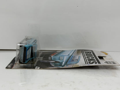 Hot Wheels Trucks Datsun 620 1:64 Diecast Real Riders