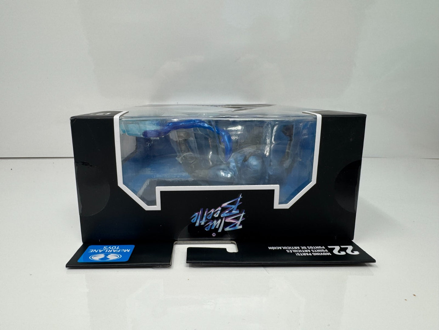 McFarlane DC Multiverse Blue Beetle Battle Mode Blue Beetle Action Figure