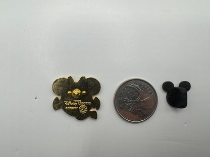 Japan Disney Minnie Mouse Vampire Icon Halloween Trading Pin DC2S2