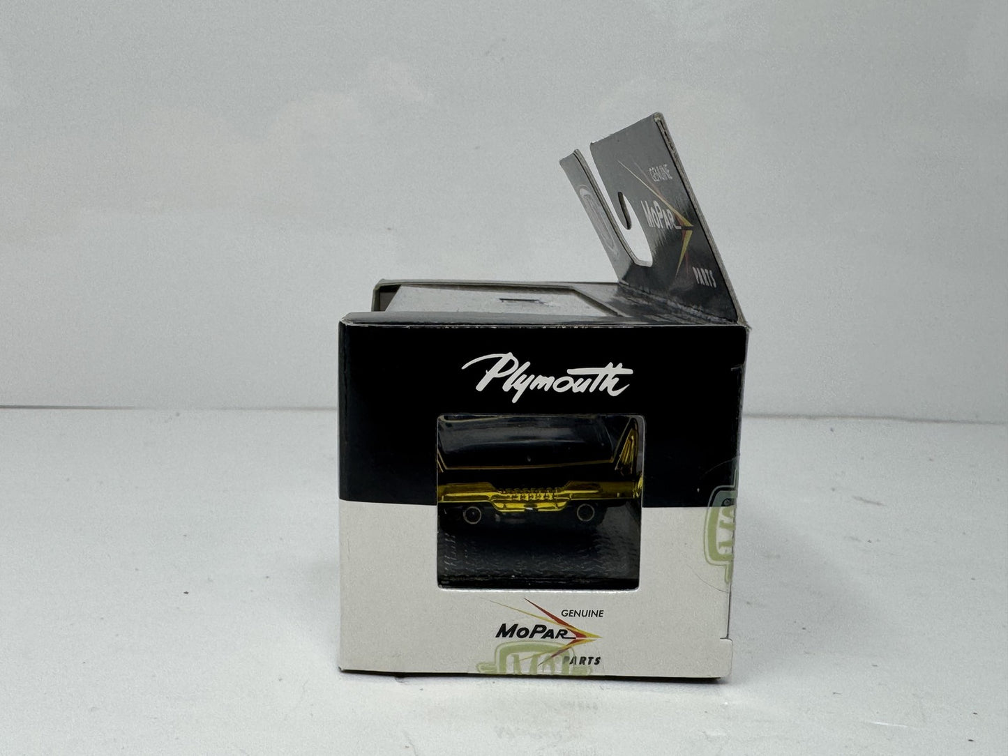 M2 Machines Ground Pounders 1958 Plymouth Fury CHASE 1:64 Diecast