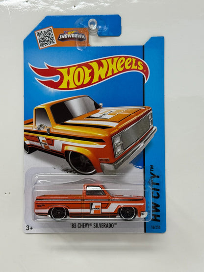 Hot Wheels City 1983 Chevy Silverado Fram 1:64 Diecast