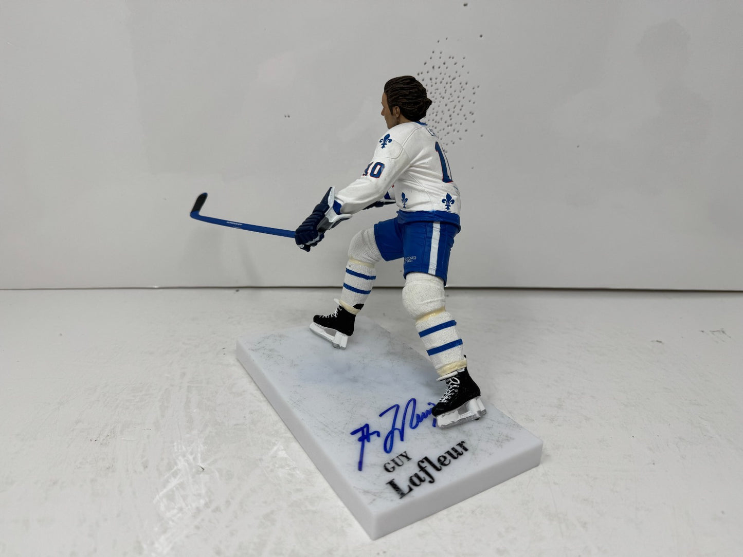 McFarlane NHL Guy Lafleur Quebec Nordiques Figure Auto Signed