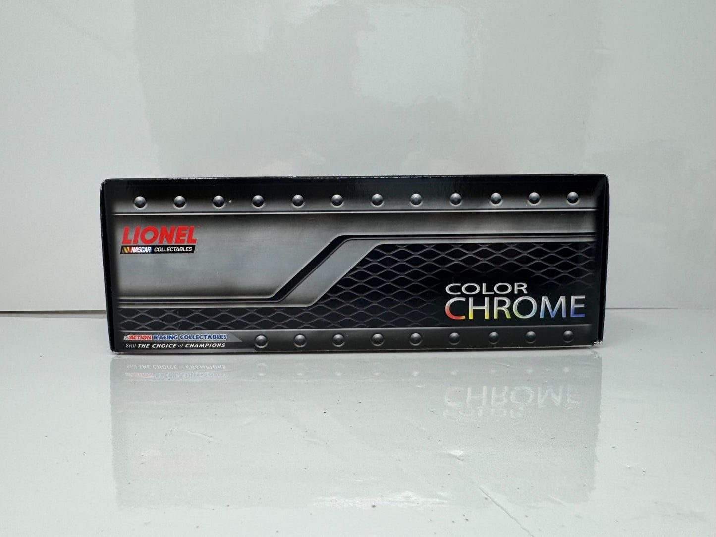 Lionel NASCAR Kasey Kahne #5 Farmers Insurance Color Chrome 2012 1:24 Diecast