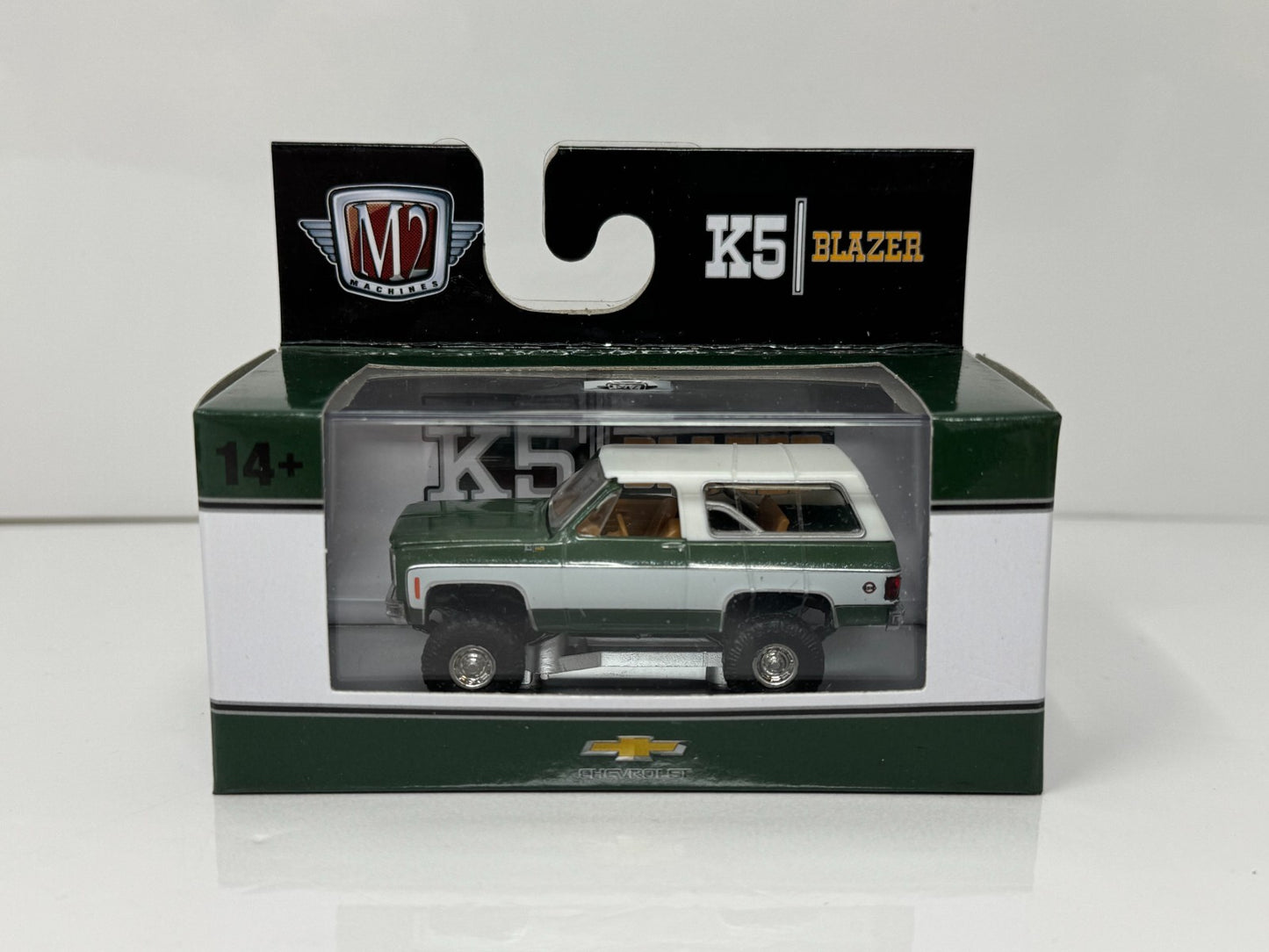 M2 Machines Chevrolet 1974 Chevrolet K5 Blazer 1:64 Diecast