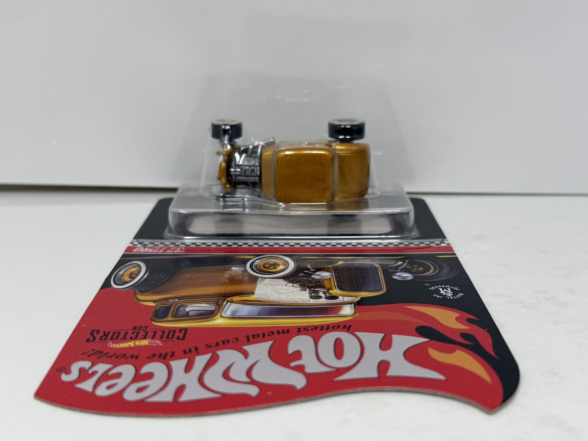 Hot Wheels Collectors 1932 Ford Limited Edition 1:64 Diecast Gold