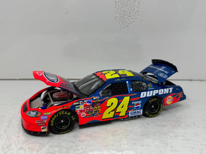 Action Nascar #24 Jeff Gordon DuPont NEXTEL Inaugural Season 2004 1:24 Diecast