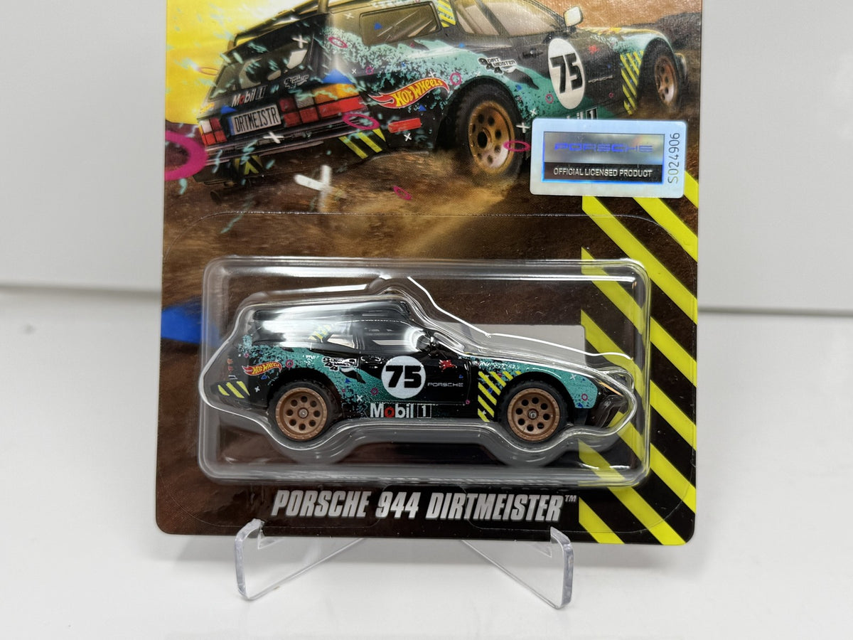 Hot Wheels Porsche 944 Dirtmeister Mobil 1 Mattel Creations 1:64 Diecast