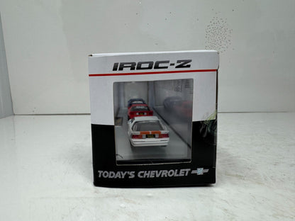 M2 Machines Today's Chevrolet 1985 Chevy Camaro IROC-Z 3 Car Set 1:64 Diecast