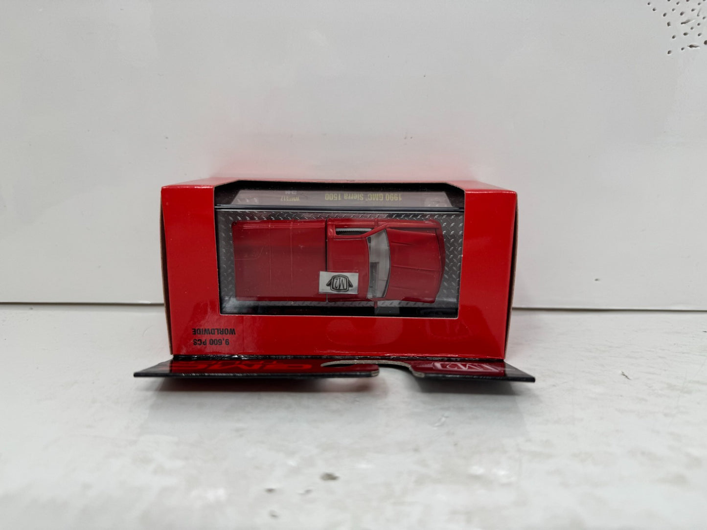 M2 Machines GMC Truck 1990 GMC Sierra 1500 1:64 Diecast
