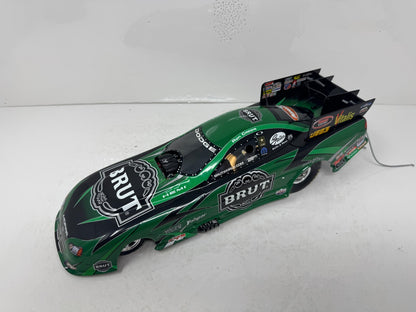 Milestone Ron Capps NHRA Brut 2005 Dodge Stratus Funny Car 1:16 Scale