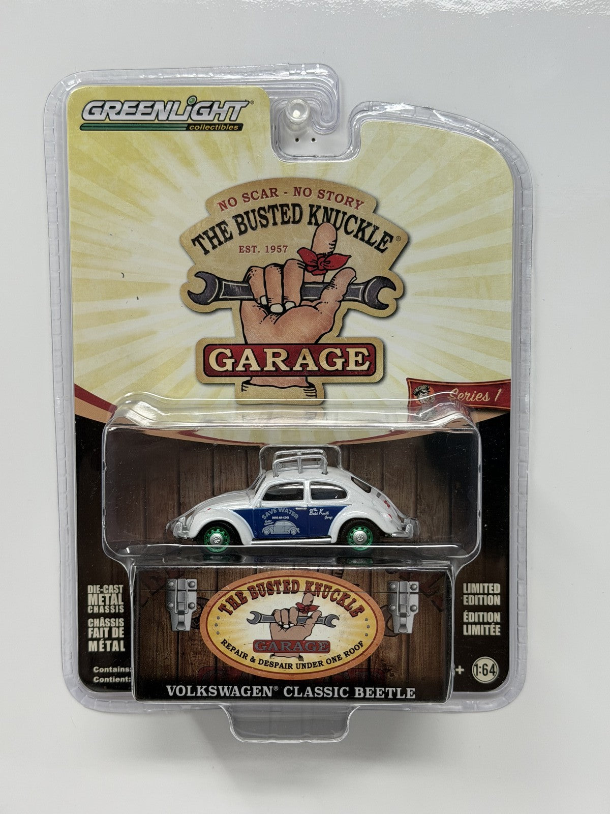 Greenlight Busted Knuckle Volkswagen Beetle CHASE 1:64 Diecast Green Machine