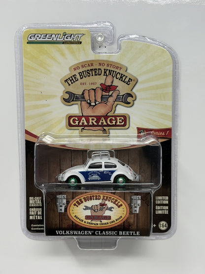 Greenlight Busted Knuckle Volkswagen Beetle CHASE 1:64 Diecast Green Machine