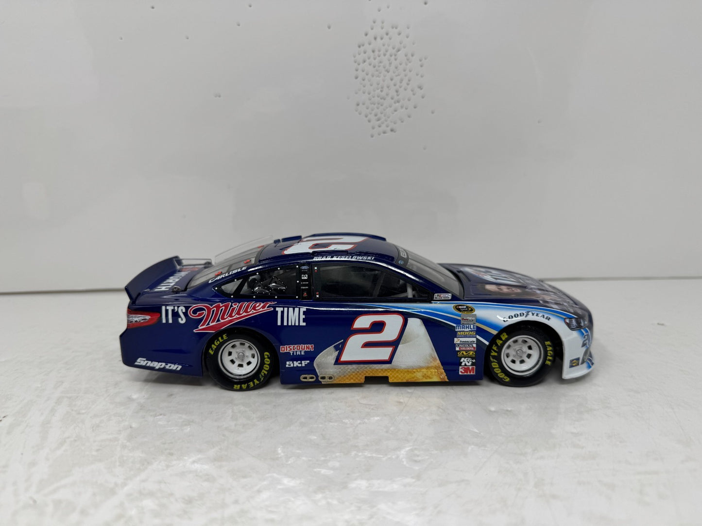 Lionel NASCAR #2 Brad Keselowski Miller Lite Luke Bryan Fusion 1:24 Diecast