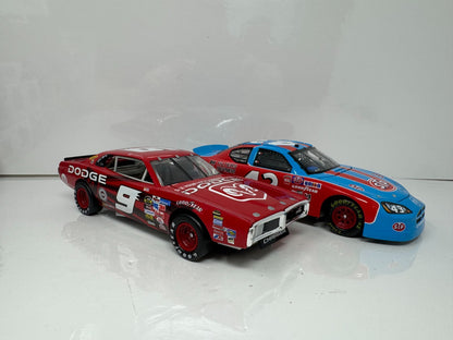 Action NASCAR Richard Petty #43 & Kasey Kahne #9 Dodge Dealers Swap 1:24 Diecast