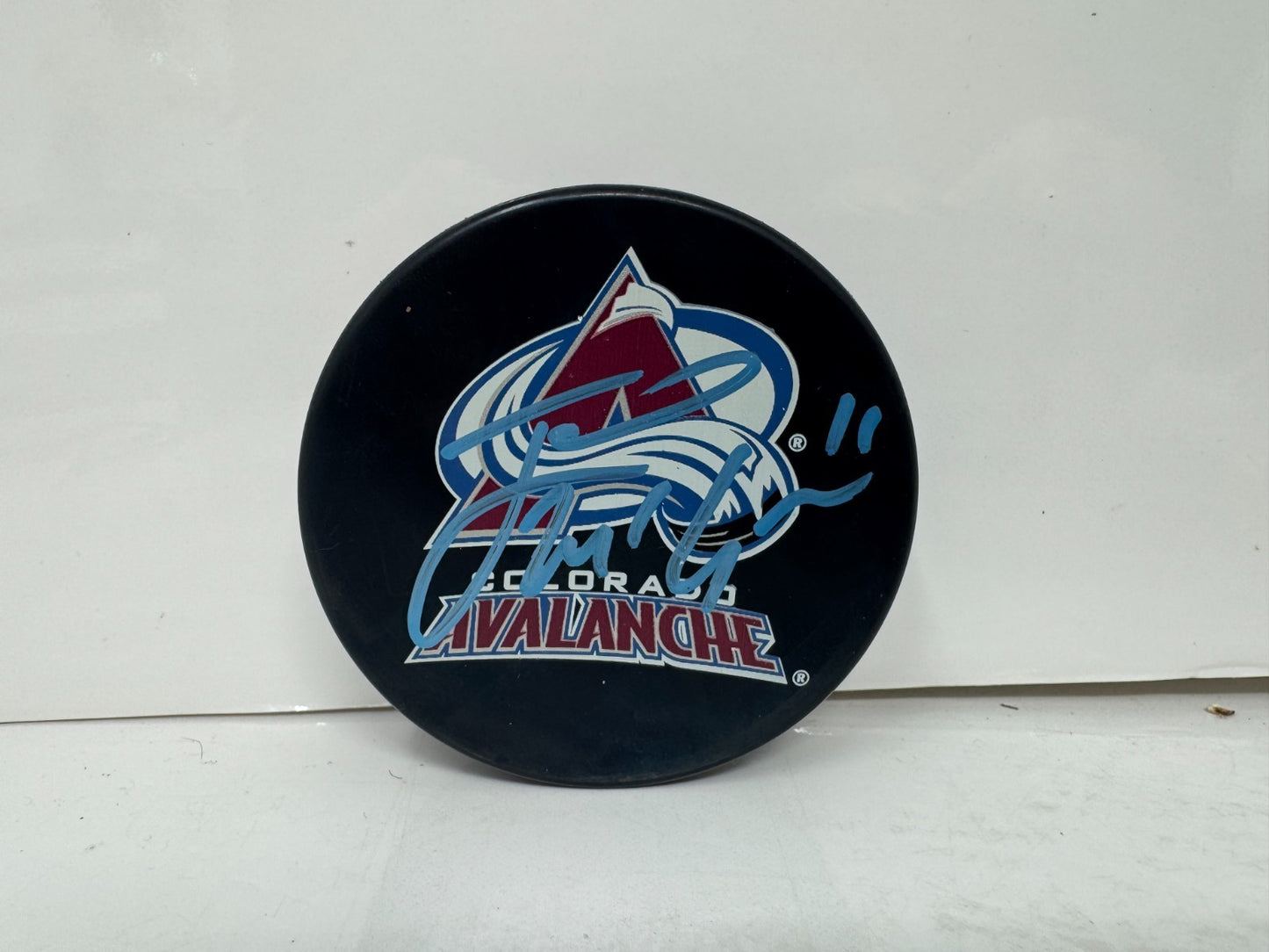 Jamie McGinn Colorado Avalanche Signed NHL Autograph Puck Blue Auto