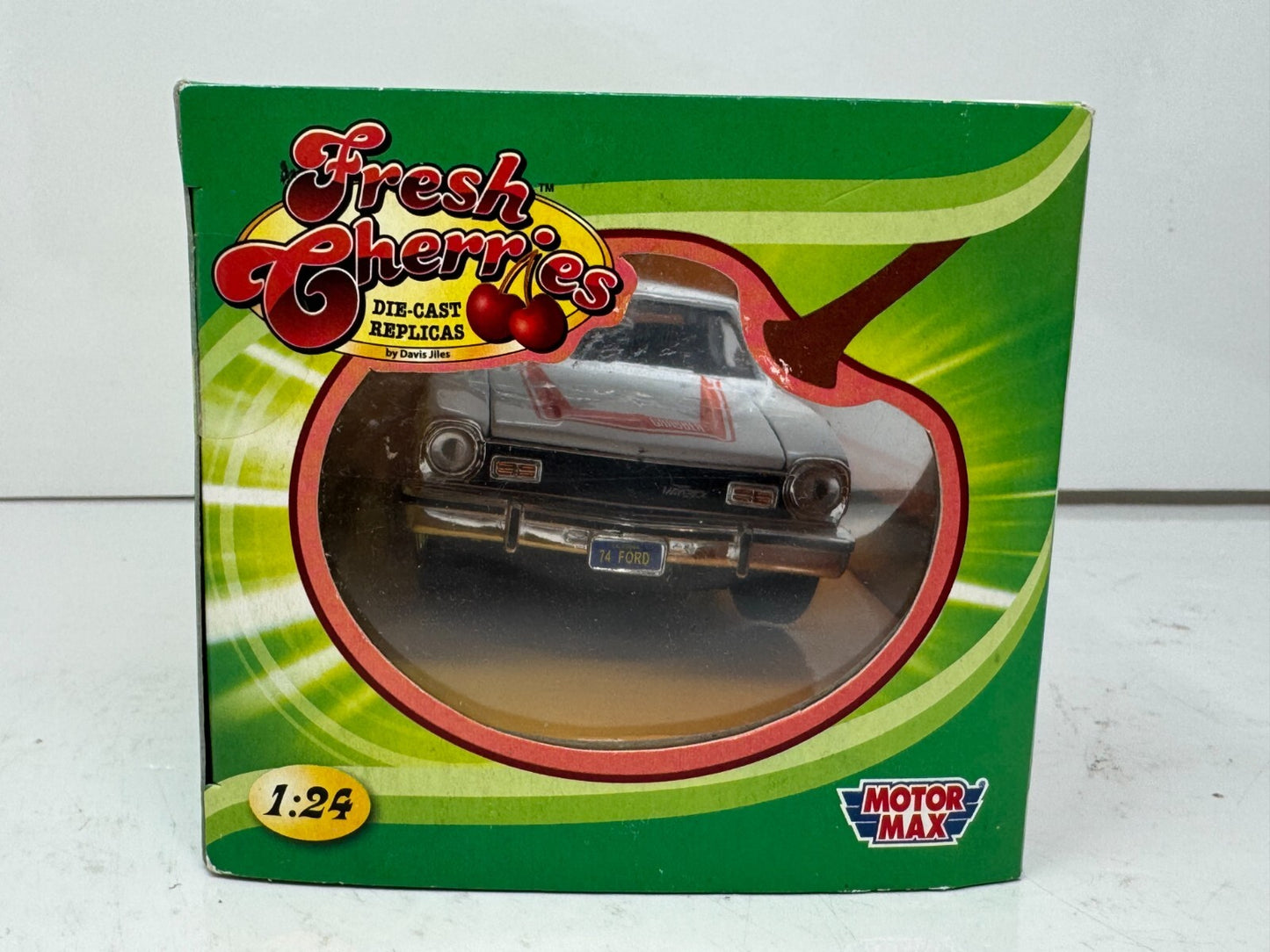 Motormax Fresh Cherries 1974 Ford Maverick Grabber 1:24 Diecast