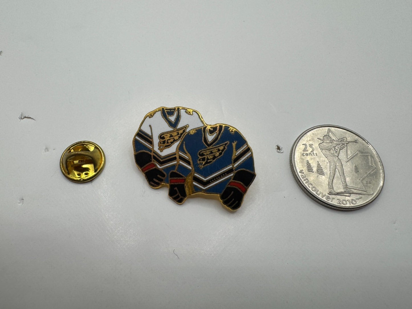 Washington Capitals Home and Away Jerseys NHL Hockey Team Lapel Pin