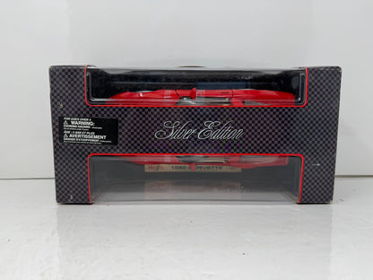 Maisto 1996 Chevrolet Corvette Coupe Silver Series 1:18 Diecast