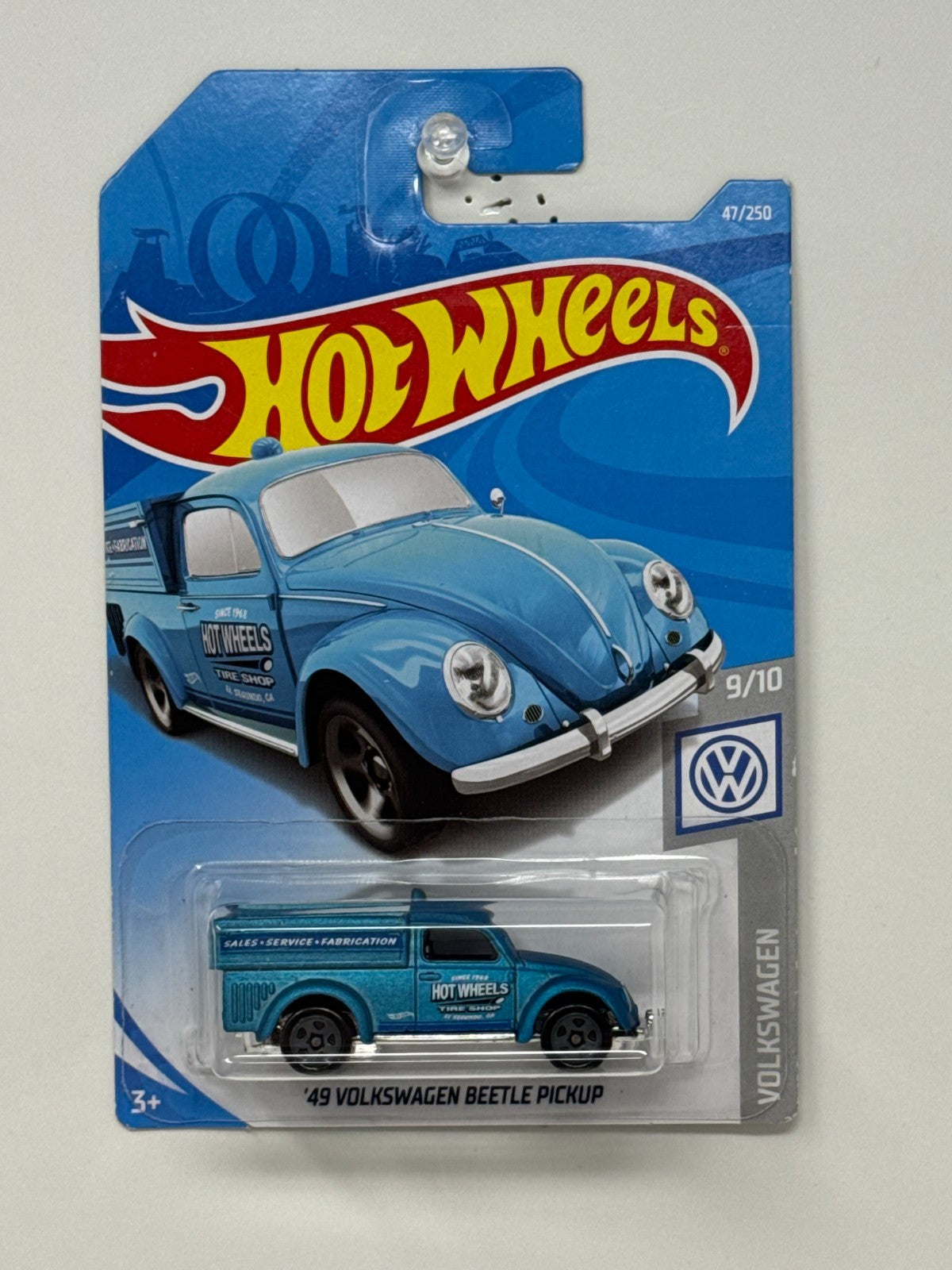 Hot Wheels Volkswagen Series 1949 Volkswagen Beetle Pickup 1:64 Diecast