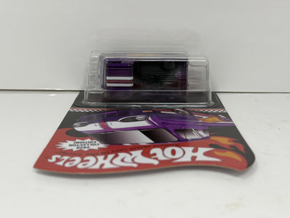 Hot Wheels 2020 Collector Edition 1960s Ford Econoline Pickup 1:64 Diecast