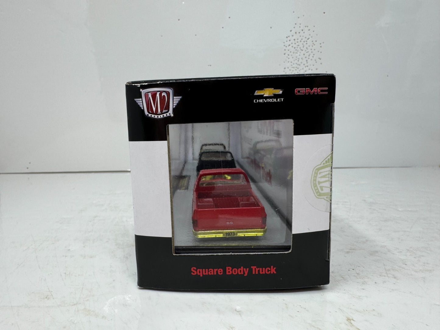 M2 Machines Square Body Truck Chevrolet GMC 3 Truck CHASE Set 1:64 Diecast