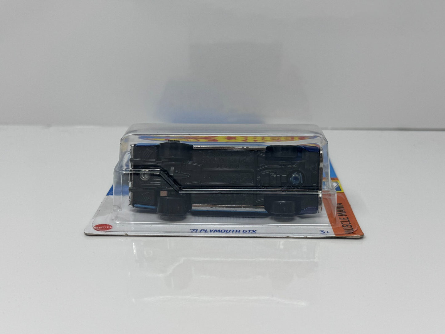Hot Wheels Muscle Mania 1971 Plymouth GTX 1:64 Diecast Blue