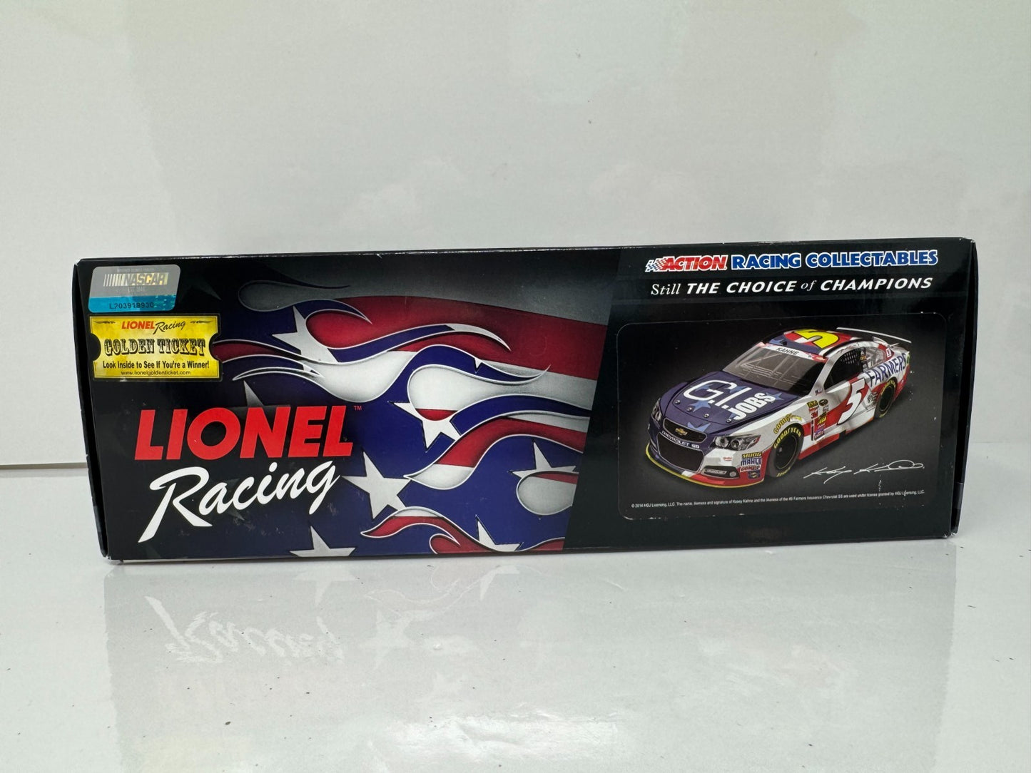 Lionel NASCAR Kasey Kahne #5 Farmers GI Jobs Salutes 2014 Chevy SS 1:24 Diecast