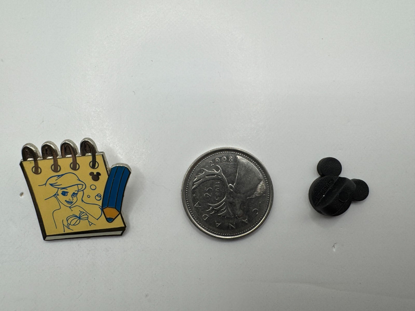 WDW Disney Character Sketch Pads Ariel Hidden Mickey Trading Pin DC1S11