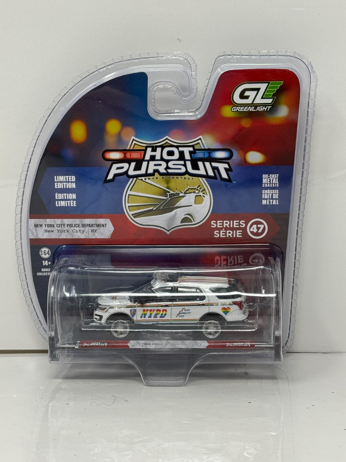 Greenlight Hot Pursuit 2016 Ford Police Interceptor NYPD Pride 1:64 Diecast