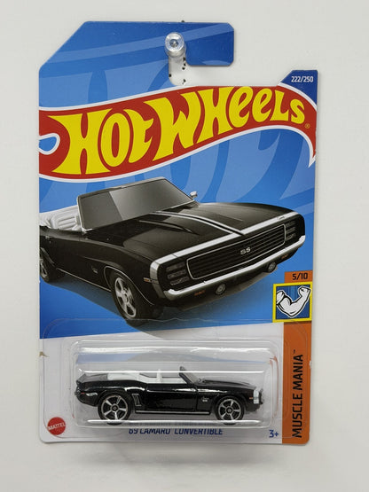 Hot Wheels Muscle Mania 1969 Chevrolet Camaro Convertible 1:64 Diecast Black