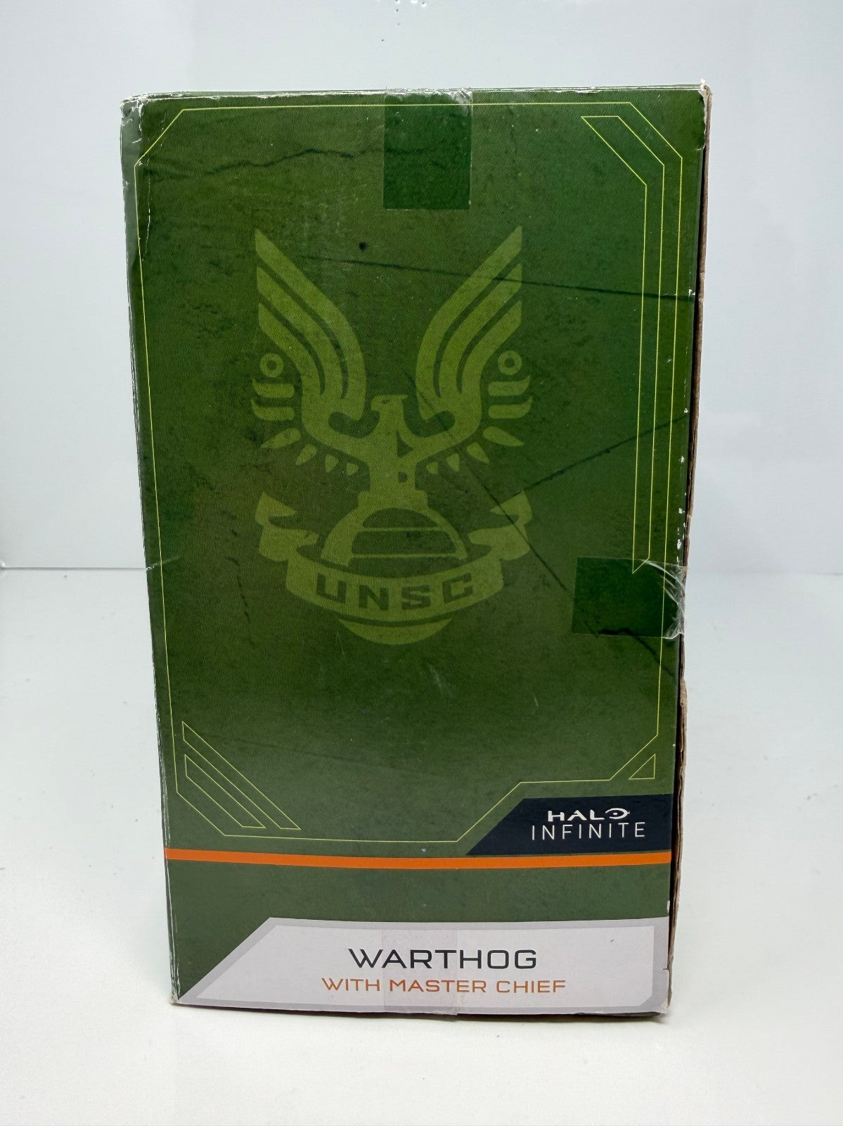 Halo Infinite Warthog with Master Chief Figure World of Halo Scale 8-Piece Set