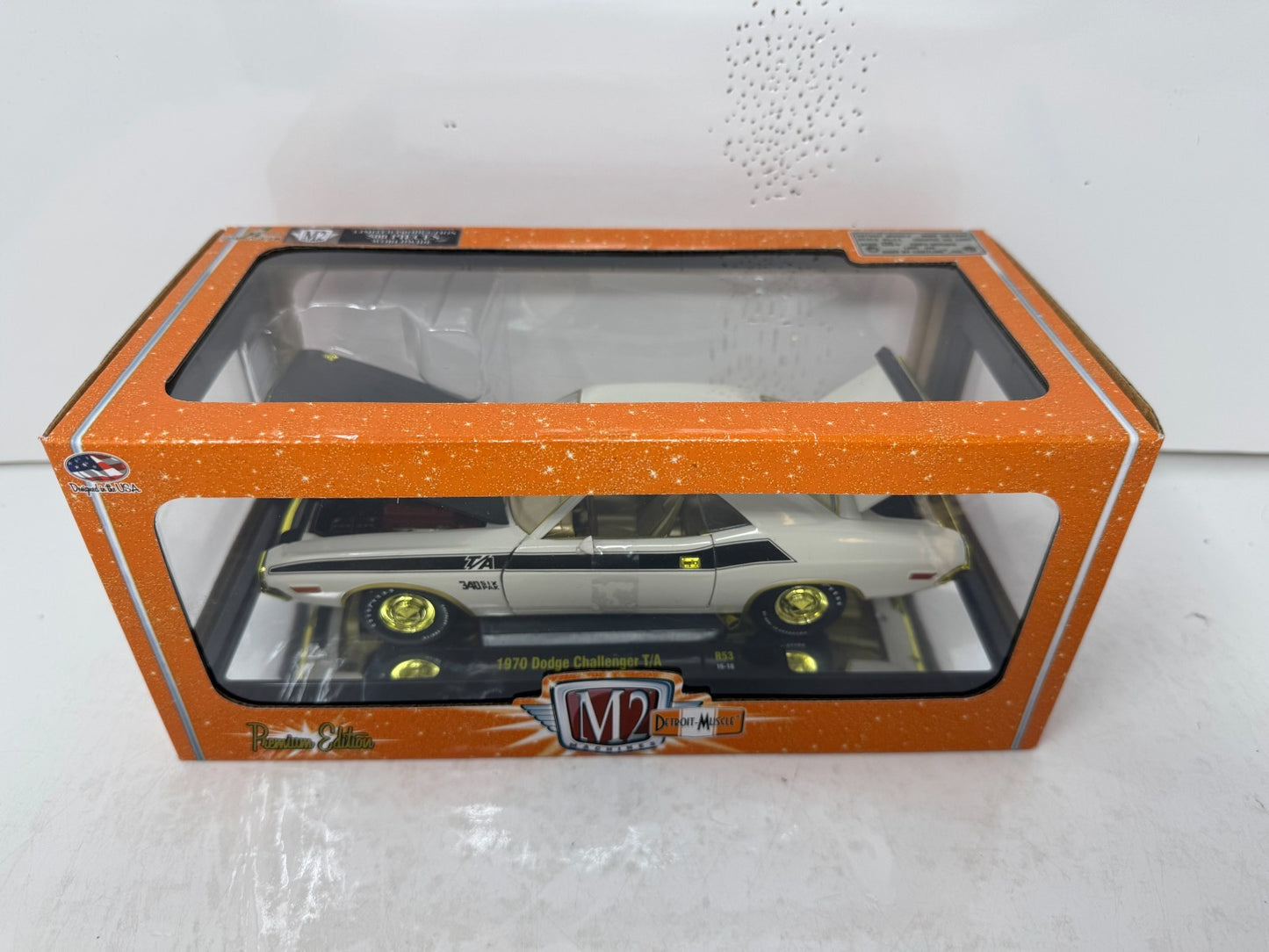 M2 Machines 1970 Dodge Challenger TA Detroit Muscle CHASE 1:24 Diecast Gold Rims