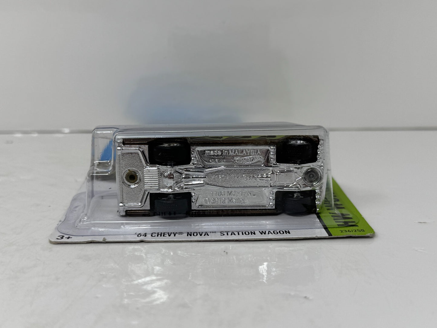 Hot Wheels Super Treasure Hunt 1964 Chevy Nova Wagon HW Workshop 1:64 Diecast