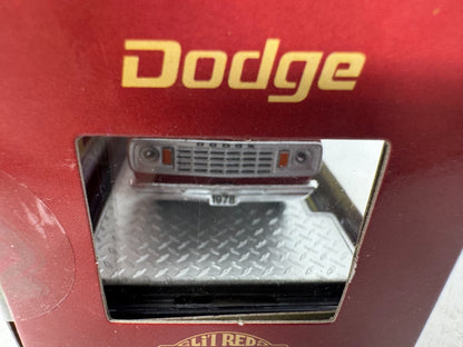 M2 Machines 1978 Dodge Adventurer 150 Li’l Red Express Truck 1:64 Diecast