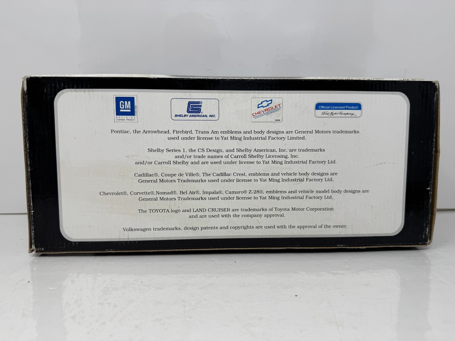 Yat Ming Road Signature 1957 Chevrolet Nomad 1:18 Diecast