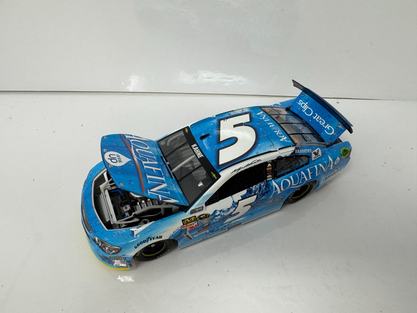 Lionel NASCAR #5 Kasey Kahne Aquafina 2015 SS 1:24 Diecast